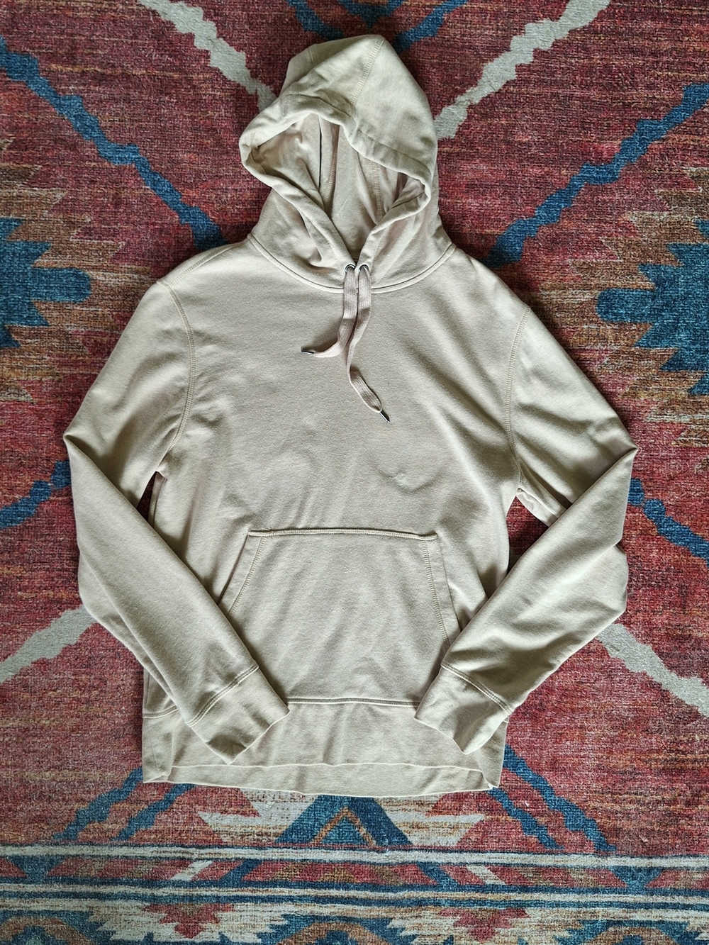 Amazon Essentials Men's Light Cream Pullover Hoodie